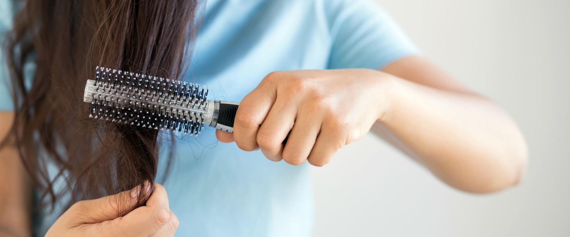 Pregnancy and Postpartum Hair Loss: Understanding the Causes and Finding Solutions